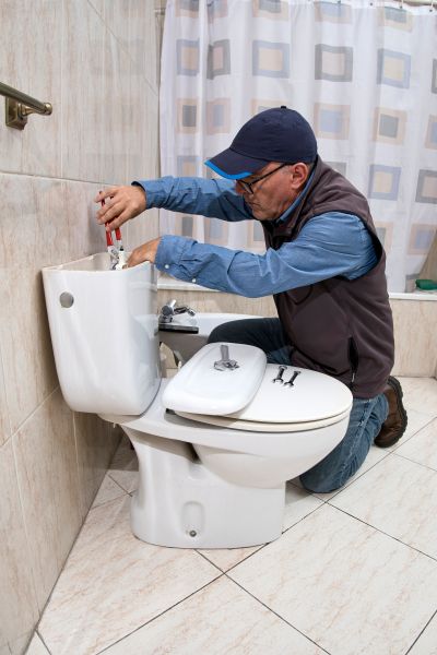 Cost of Broken Toilet Repair in Redwood City